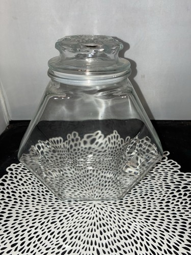 Large glass storage jar - 9",
