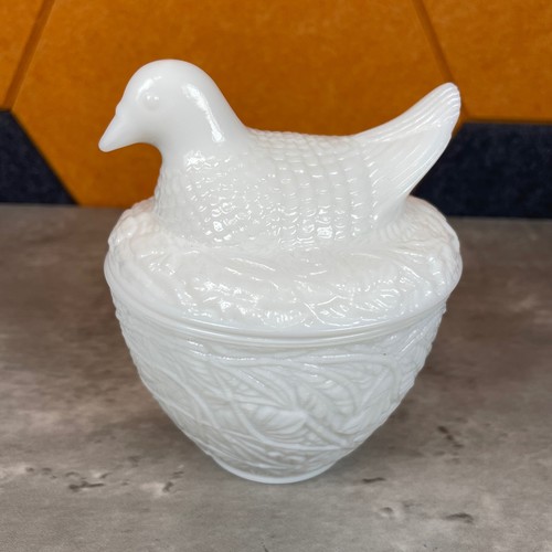 Vintage milk glass bird - glass, on