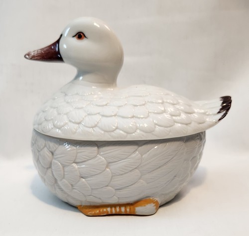 Vintage white duck cookie jar - vintage,