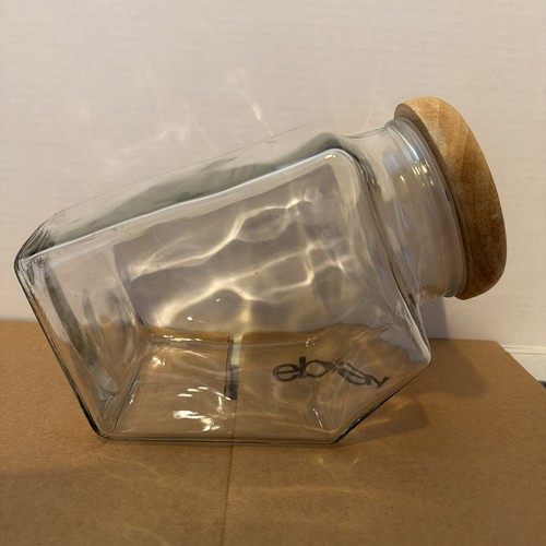 Glass storage jar - wood, lid