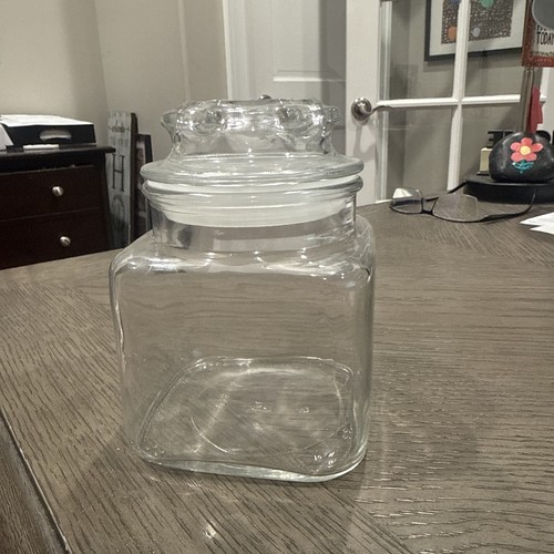 Inch tall vintage glass - 5.5,