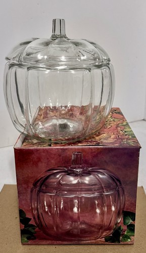 Vintage clear glass pumpkin - clear,
